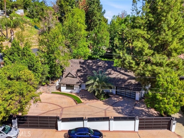 Building Photo - 5836 Winnetka Ave