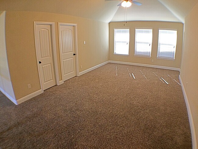 Building Photo - 5 Bdrm/4 Bath / Media Room/ 3300 SF In North Carrollton/Brick And Stone Facade