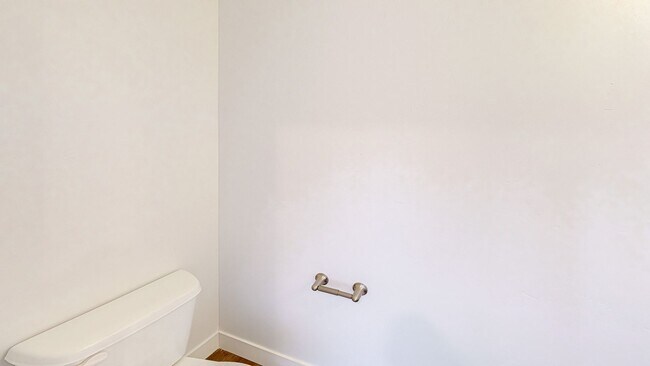 Building Photo - Incredible End Unit in Spanish Fork's Rive...