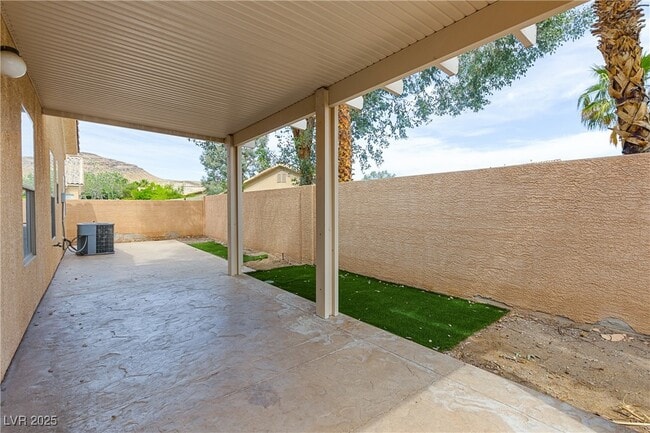 Building Photo - 94 Cora Hills Ct