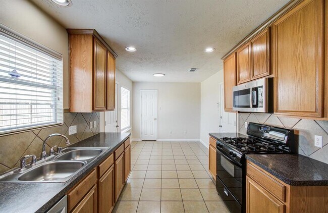 Building Photo - 9007 S Ferndale Pl Dr