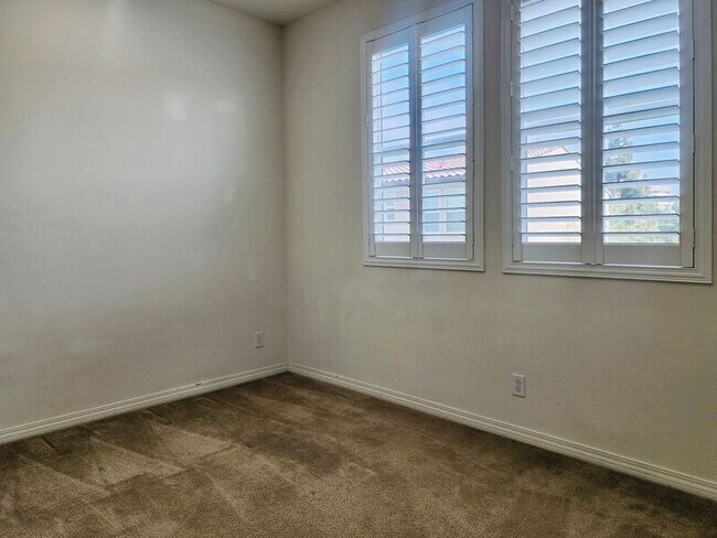 Building Photo - 2415 Tapestry Wy