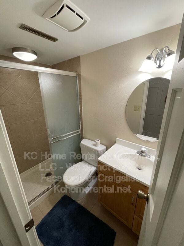 Building Photo - 209 Woodbridge Ln