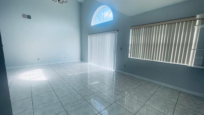 Building Photo - 202 Coral Reef Cir