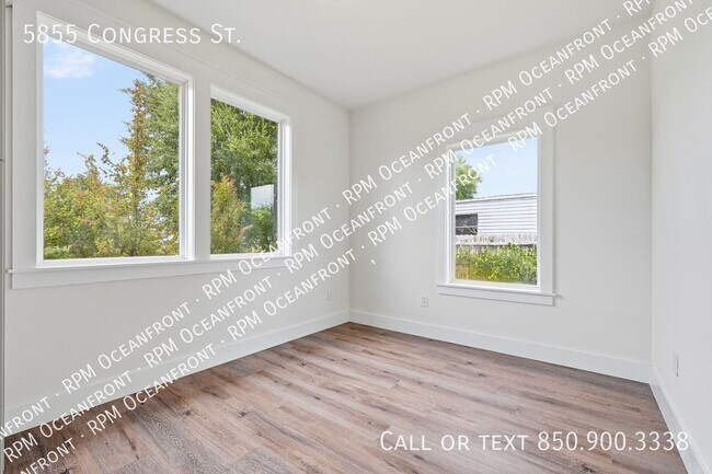 Building Photo - 5855 Congress St