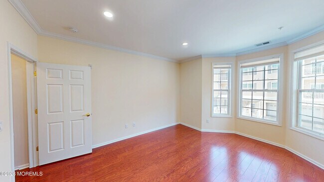 Building Photo - 112 Regency Ct