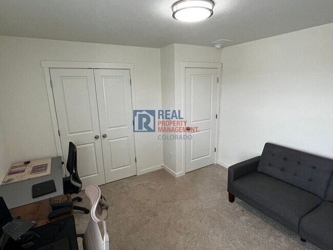 Building Photo - 13725 Siltstone St