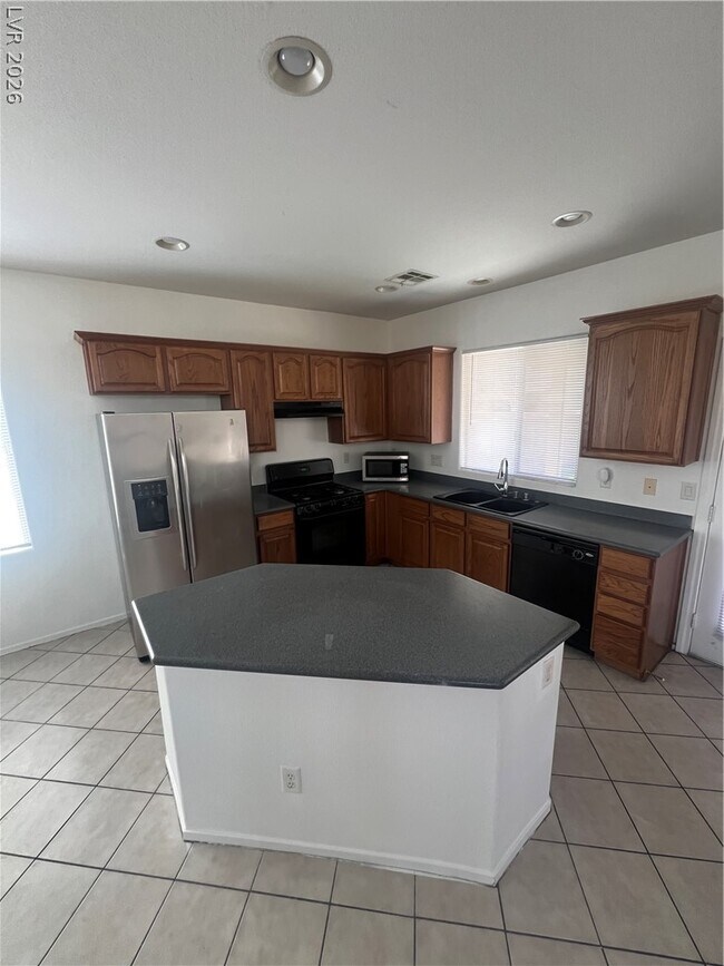 Building Photo - 6447 Melville Grove Ct