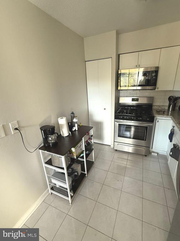 Building Photo - 4410 Oglethorpe St