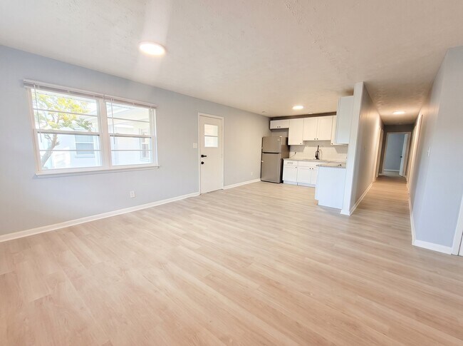 Building Photo - 512 Boundary Ln