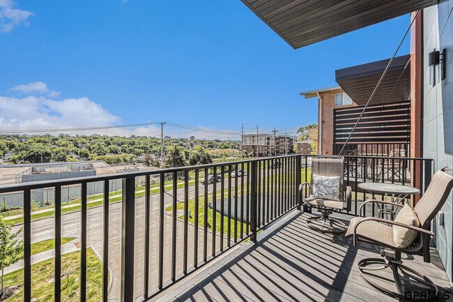 Building Photo - -Live Bold at The Ten – Modern 3BR / 2.5BA Townhome + Elevator