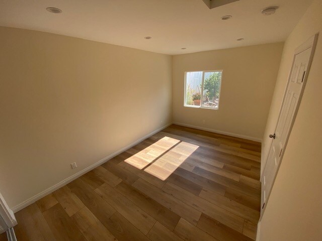Building Photo - 18400 Jovan St