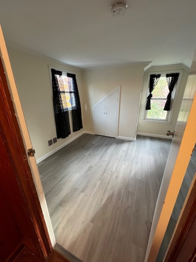 Building Photo - 19 Bennett Rd