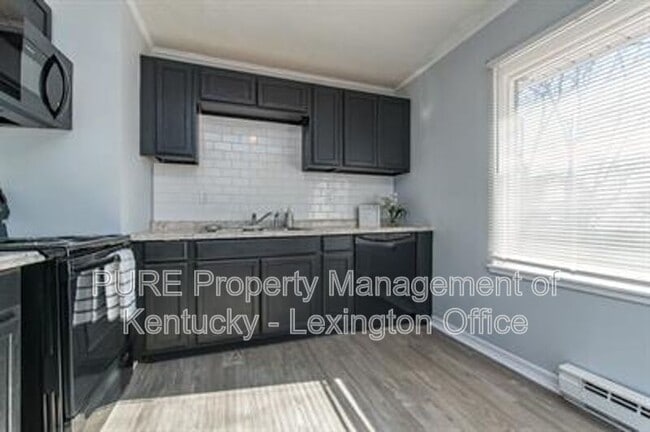 Building Photo - 304 Woodcross Pl