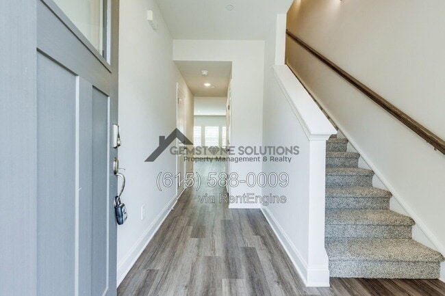 Building Photo - 204 Douglas Bend Rd