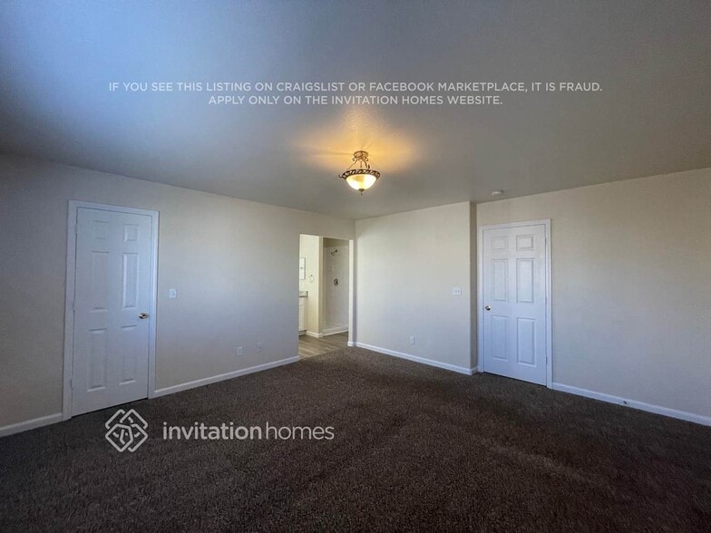 Building Photo - 5255 Butterfield Dr