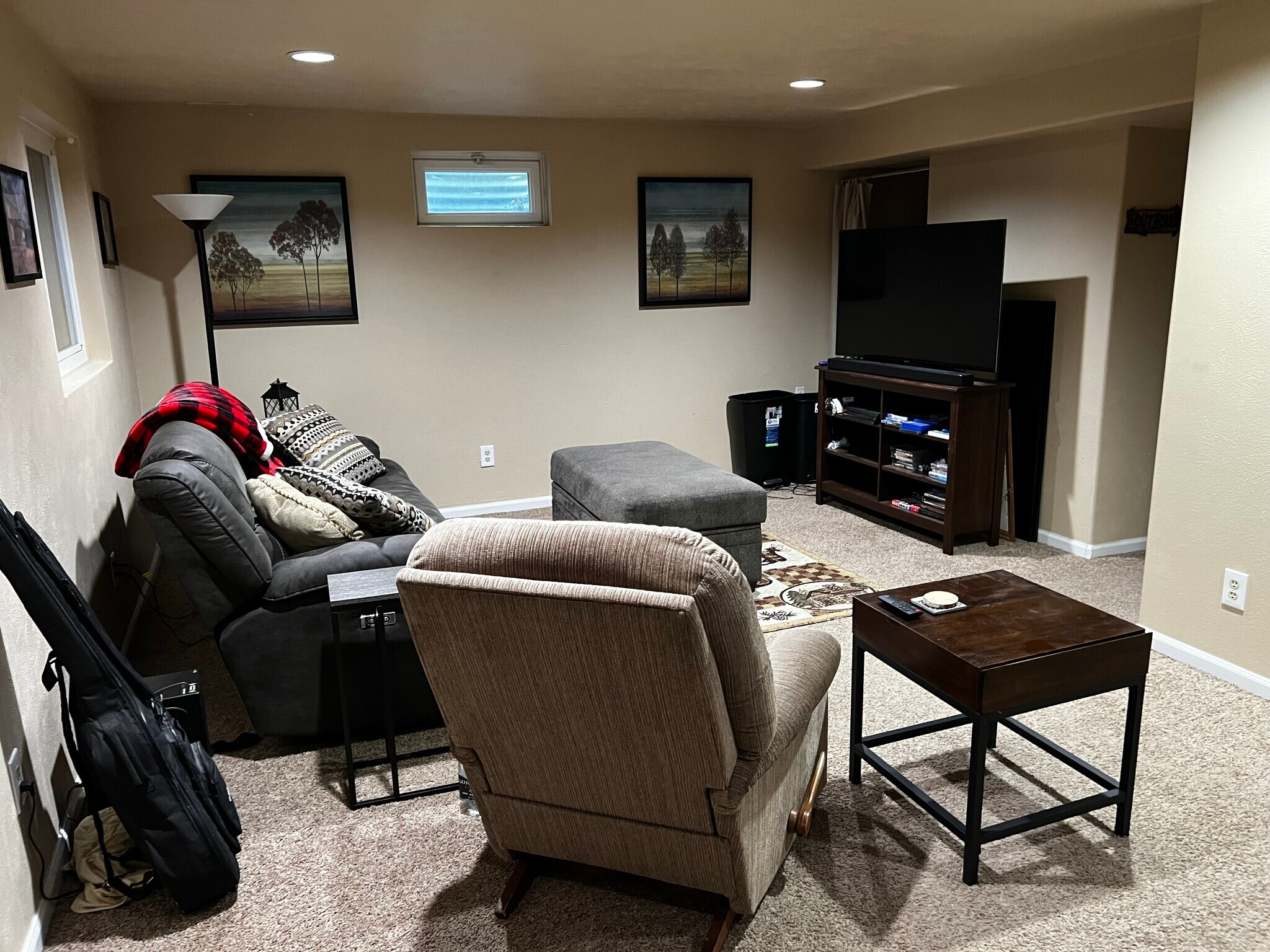 Building Photo - 10156 Quivas St