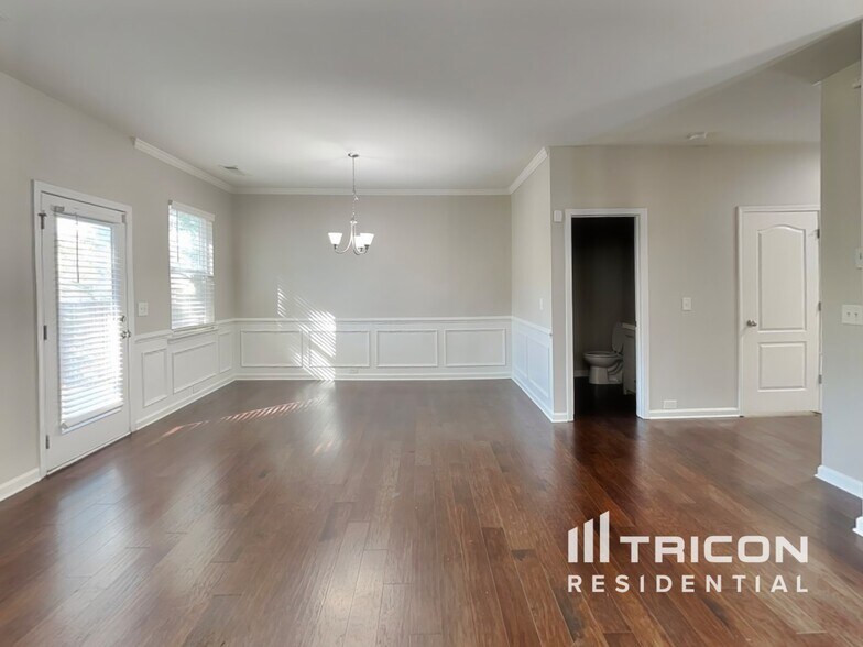 Building Photo - 119 Kasey Dr