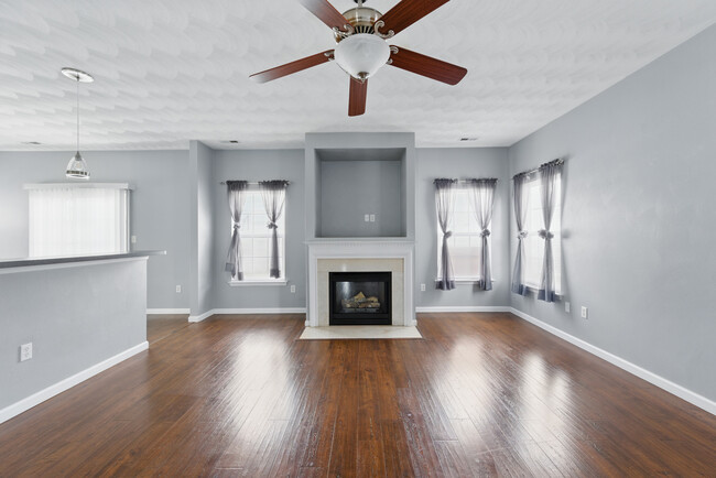 Building Photo - 1023 Snead Dr
