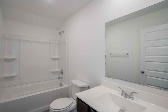Building Photo - 2922 S 13th Ct