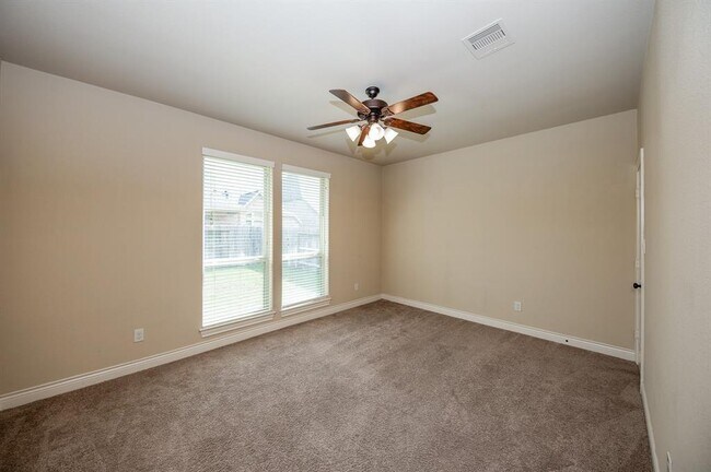 Building Photo - 27811 Bradford Ridge Dr