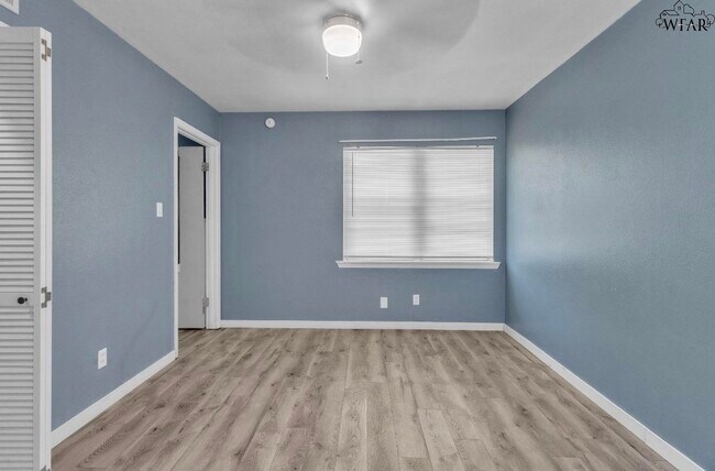 Building Photo - 2111 Allen Rd