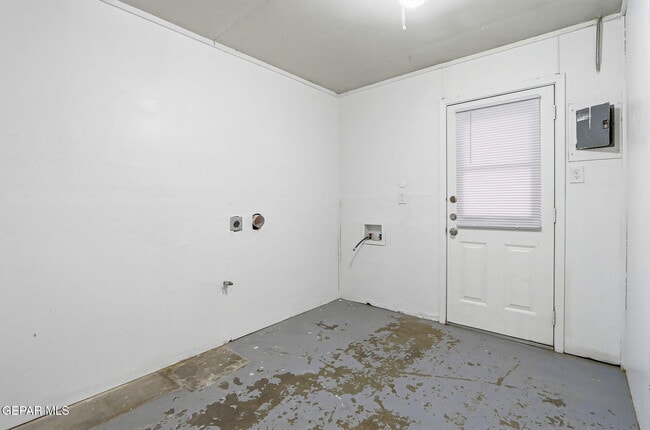 Building Photo - 4609 Skylark Way