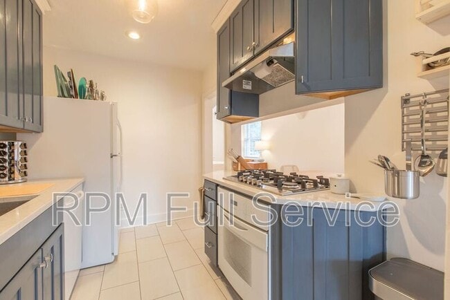 Building Photo - 2602 Acklen Ave