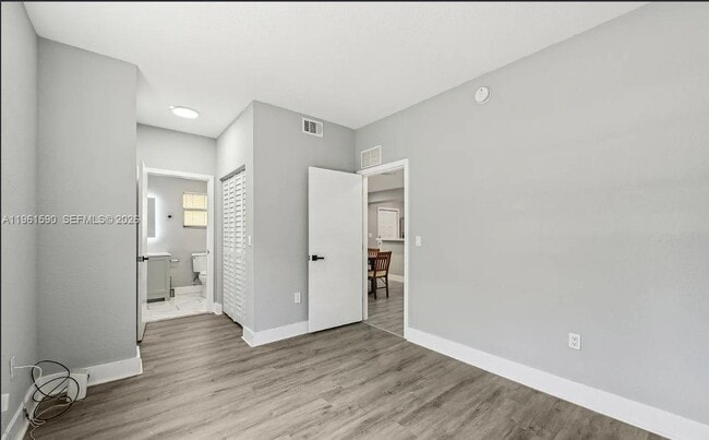 Building Photo - 380 NW 20th St