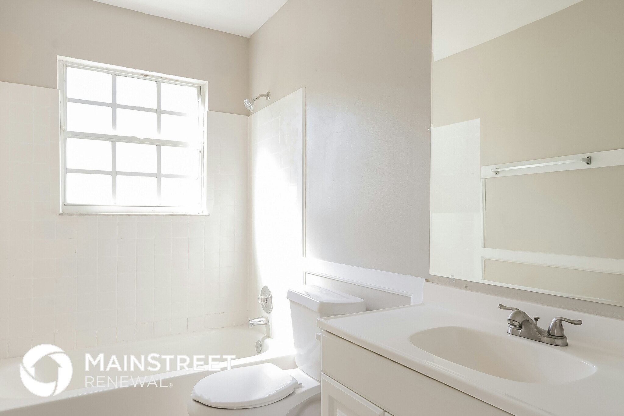 Building Photo - 3182 SE East Blackwell Dr