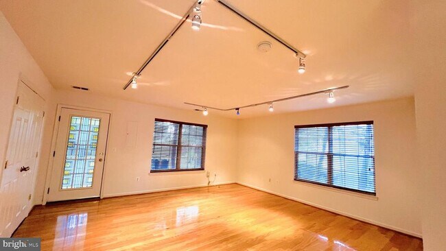 Building Photo - 4100 Flower Box Ct