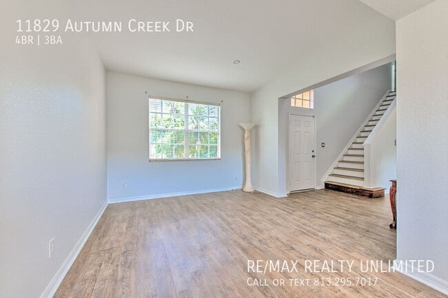 Building Photo - 11829 Autumn Creek Dr