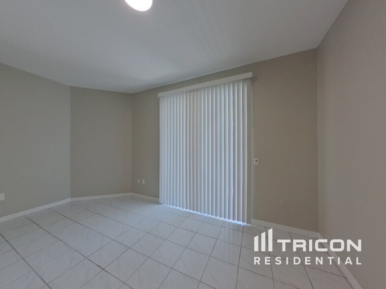 Building Photo - 3026 Woodland Fern Dr