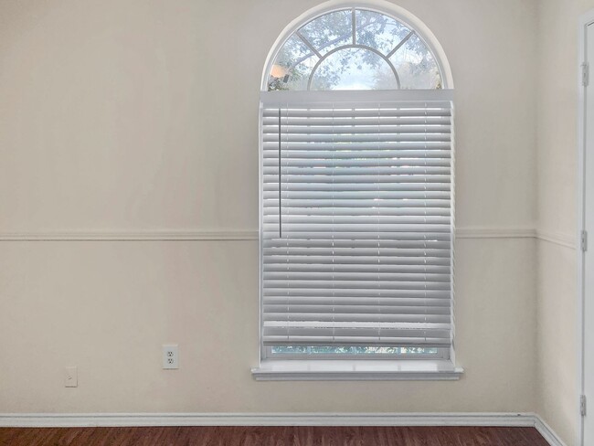 Building Photo - Charming 4-Bedroom Home in Mansfield ISD!
