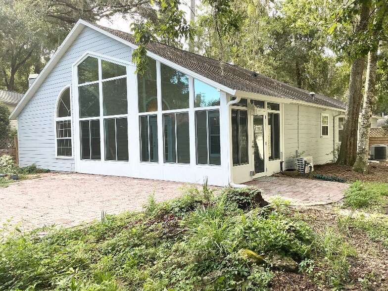 Building Photo - 12332 NW 7th Ln