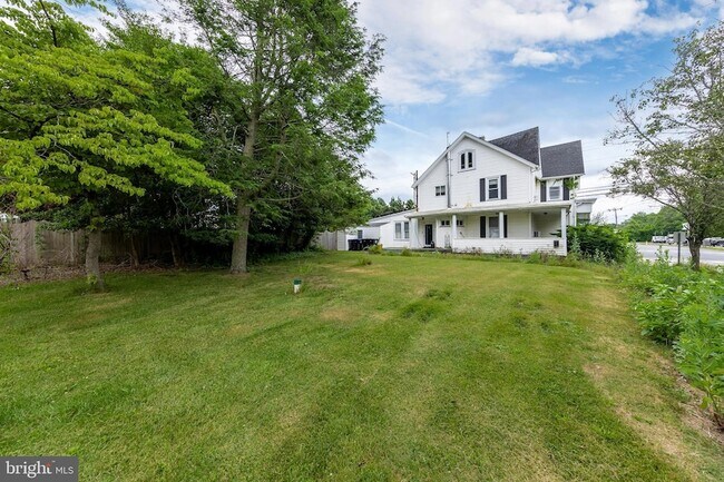 Building Photo - 416 Raritan Ave