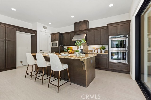 Building Photo - 40 Forster