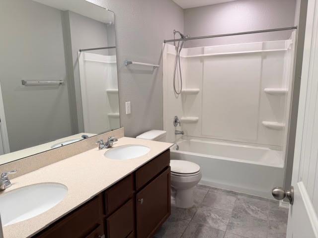 Building Photo - 329 Los Cobos Ln