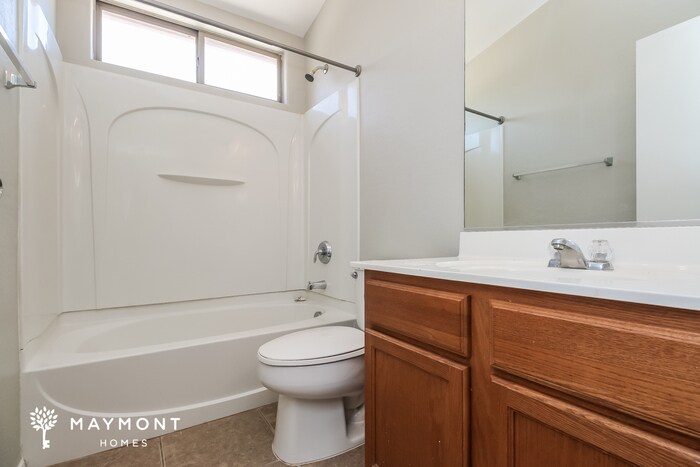 Building Photo - 45671 W Rainbow Dr