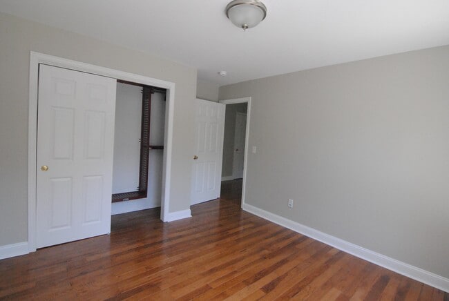 Building Photo - 46 Cherrywood Dr