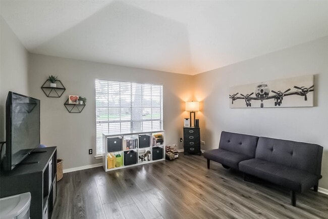 Building Photo - 4311 Duesenberg Ct