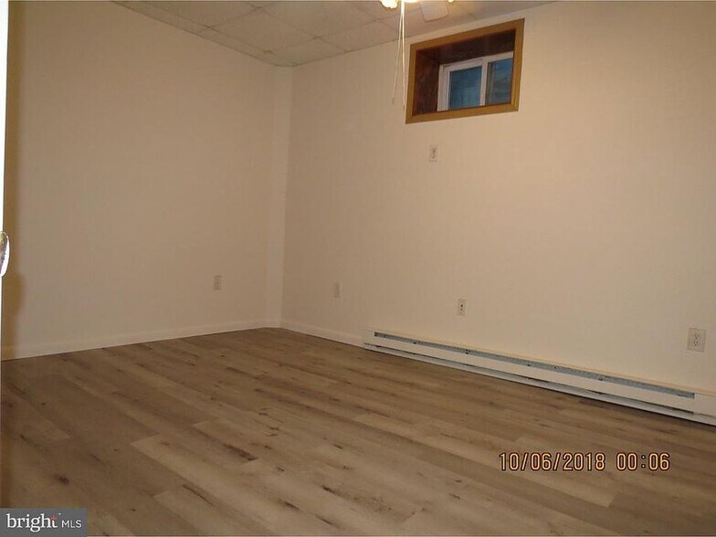 Building Photo - 68 S Tulpehocken St