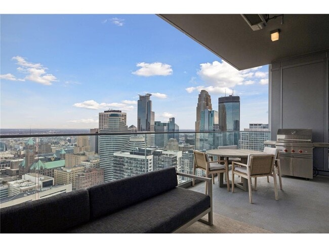 Building Photo - 255 Hennepin Ave