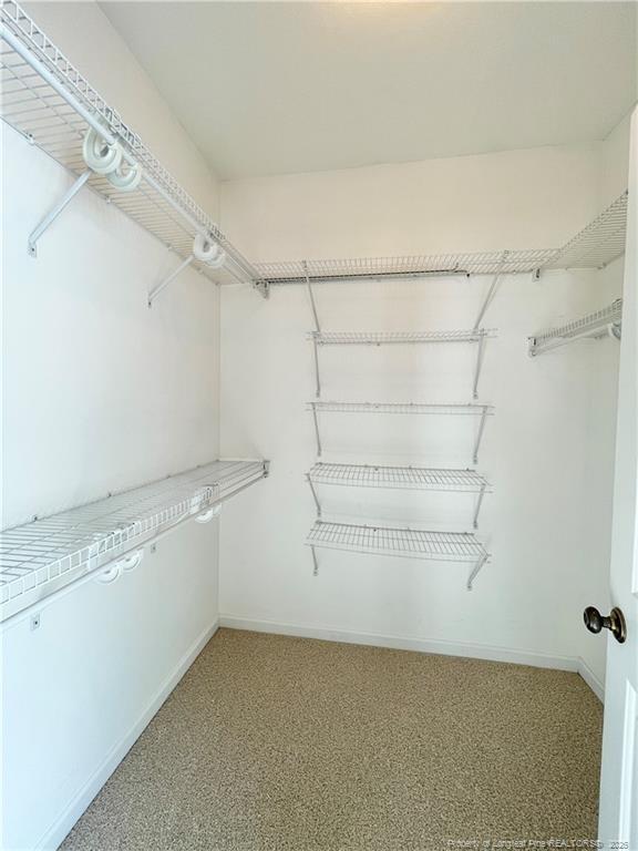 Building Photo - 11 Richmond Park Dr