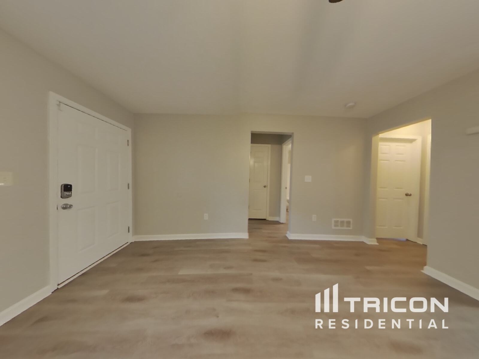 Building Photo - 27 Pleasant Forest Dr