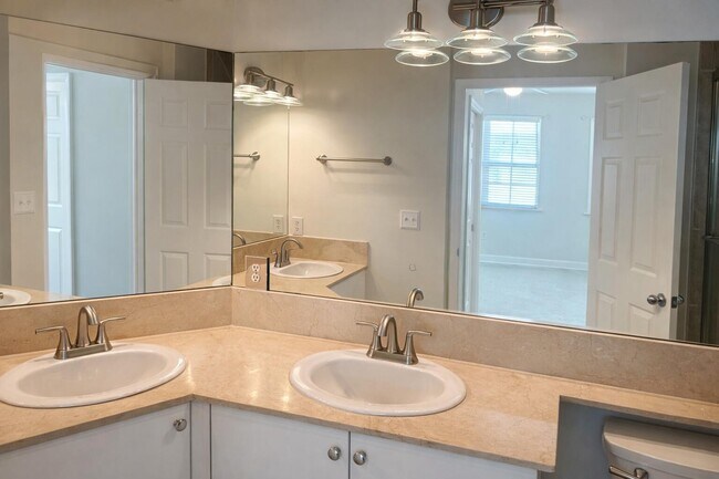 Building Photo - 356 Moorings Dr