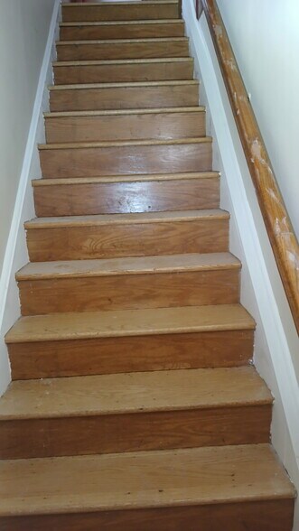 Building Photo - 8518 4th Ave