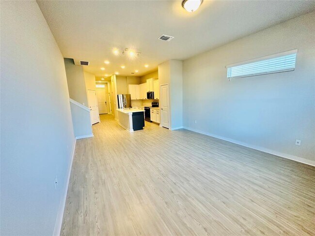 Building Photo - 1304 Limelight Ln