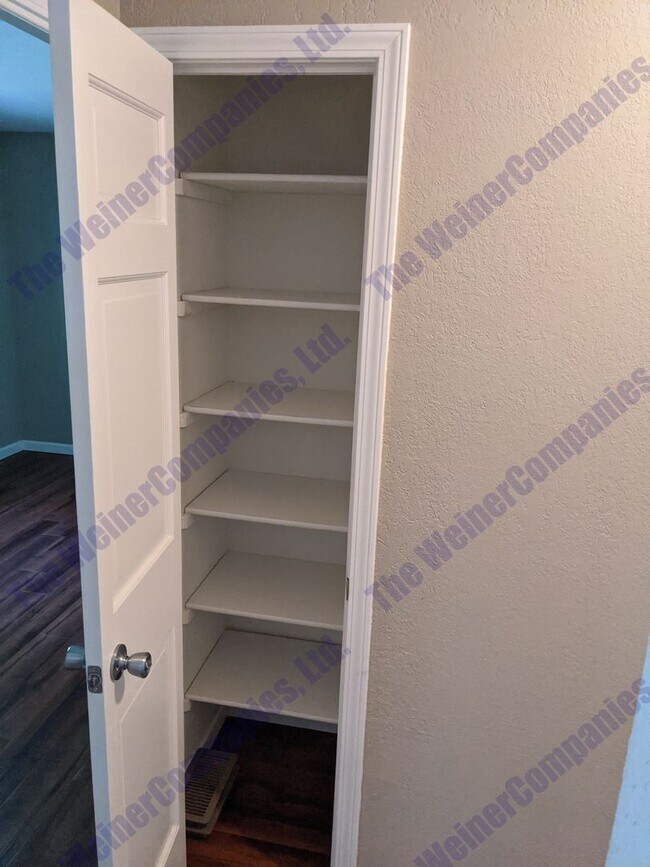Building Photo - Now leasing for August!
