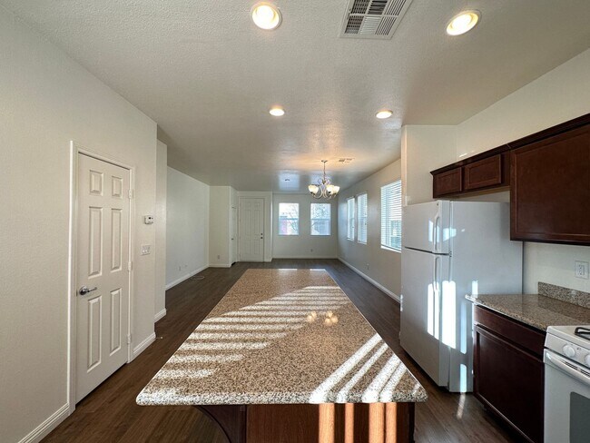 Building Photo - SAGECREEK